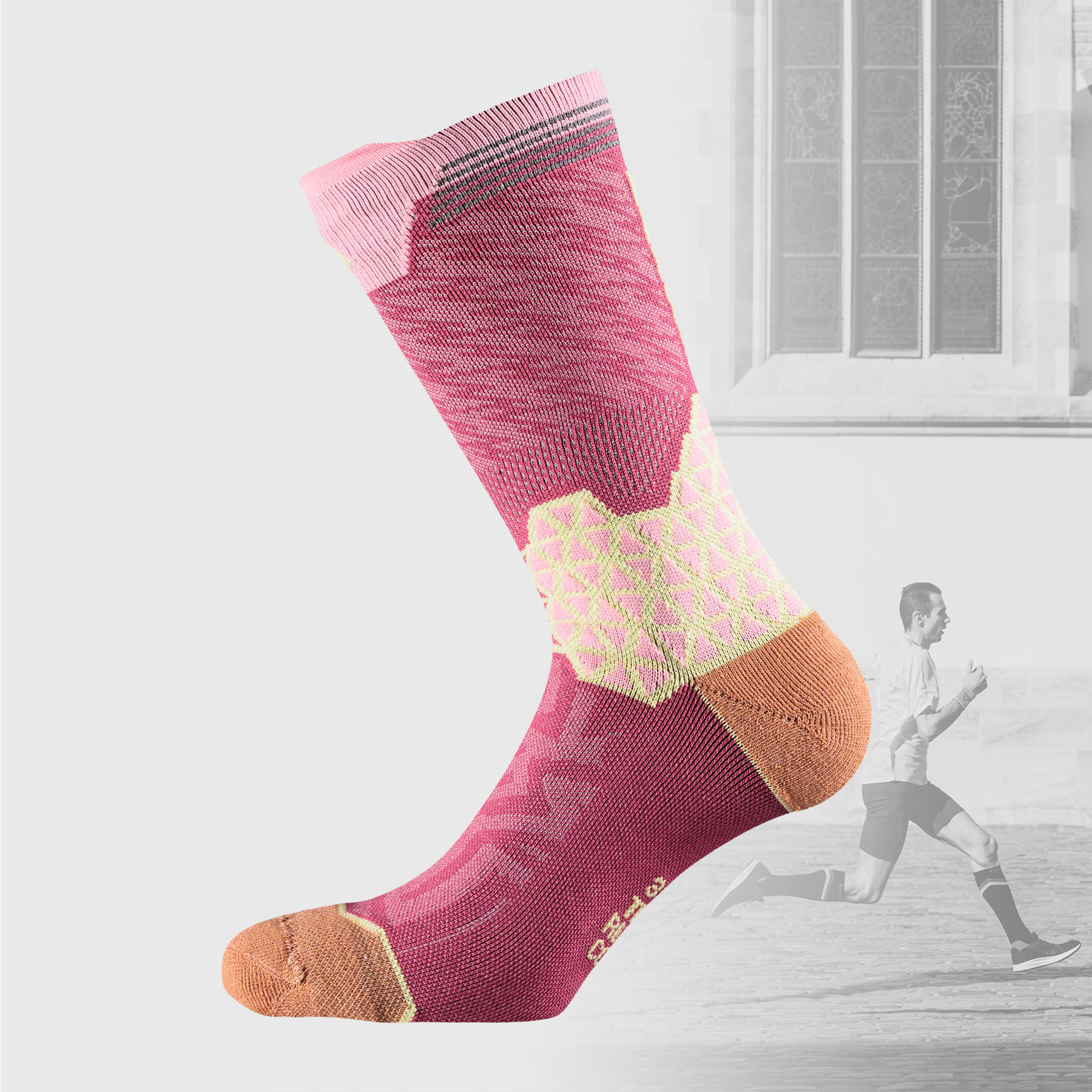 Puma Rose-Trail running socks with copper technology and light compression